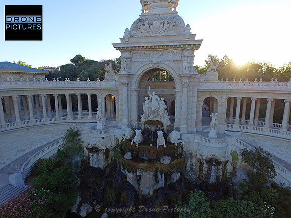 Palais Longchamps au petit matin, vue par drone, Marseille, France