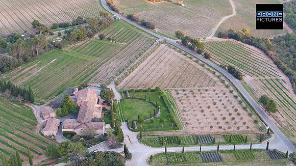 Photo aérienne du Domaine viticole de Saint-Ser