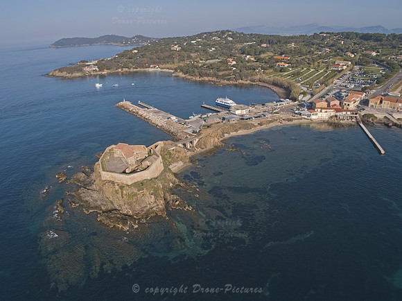 Photo aérienne de la Tour Fondue à Hyères