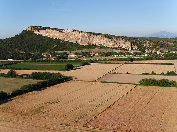 Photo aérienne Citadelle de Mornas - Vaucluse © Drone-Pictures