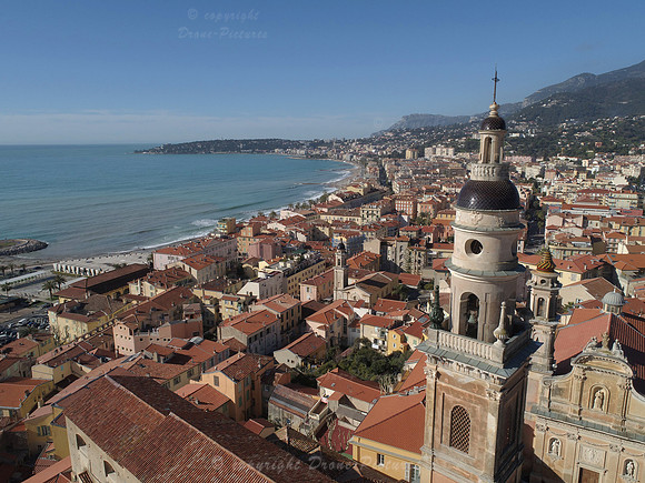 Vue aérienne de Menton - Basilique Saint-Michel Archange © Drone-Pictures.fr