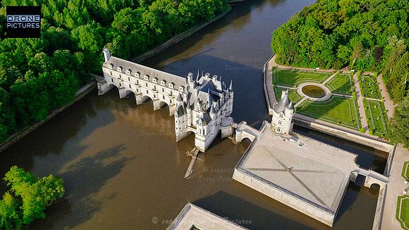 Photo aérienne du Chateau de Chenonceau vu par drone © Drone-Pictures tous droits réservés