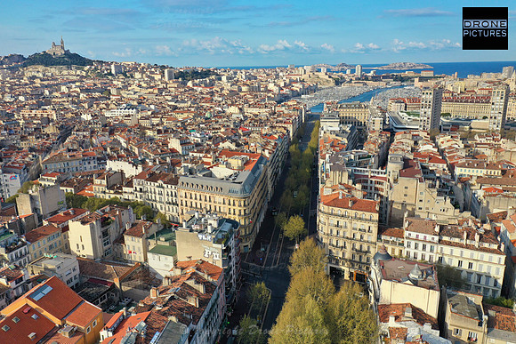 Vue aérienne par drone de la Canebière